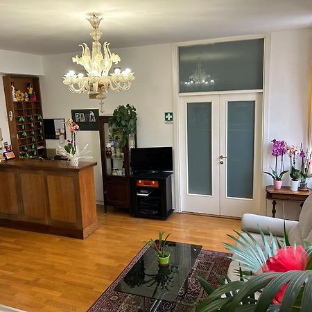 Hotel La Loggia Мателика Экстерьер фото